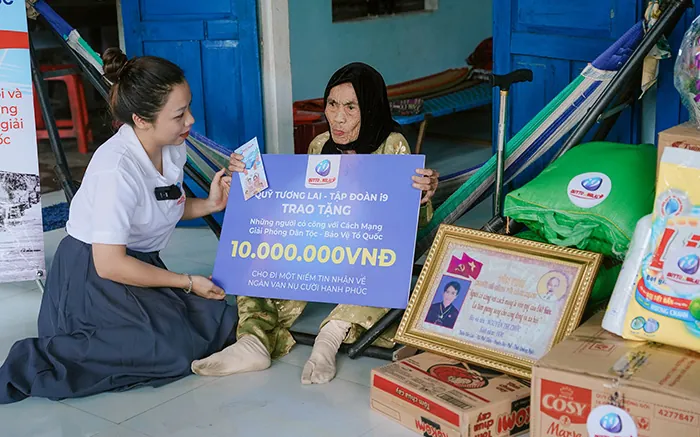 Hình ảnh đội ngũ hỗ trợ khách hàng Good 88 luôn sẵn sàng phục vụ